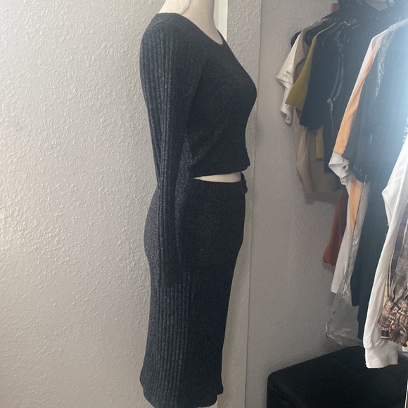 F21 Ribbed Co-Ord Set - Picture 3 of 10